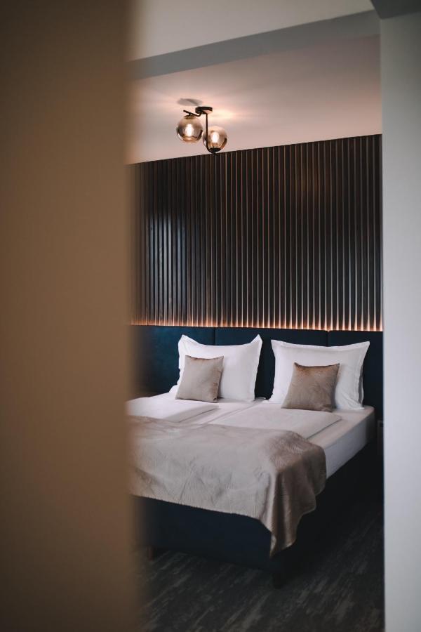 Hotel Batuda สปลิท ภายนอก รูปภาพ